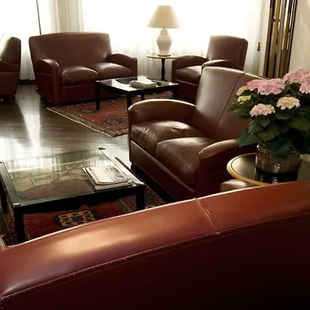 Meeting Hotel