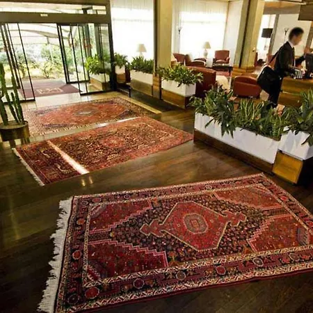 Meeting Hotel 4*